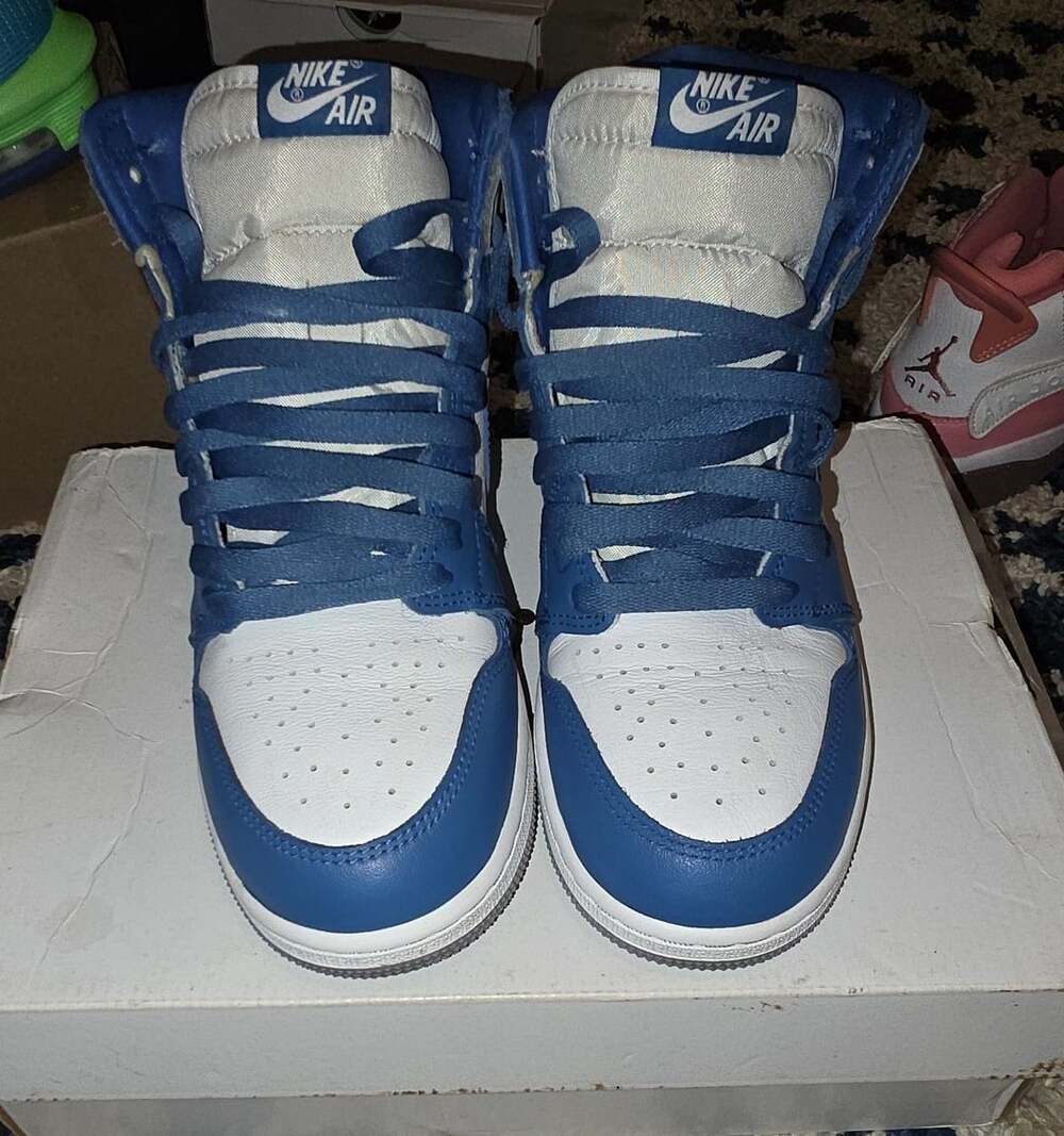 Jordan Air Jordan 1 Retro High OG True Blue